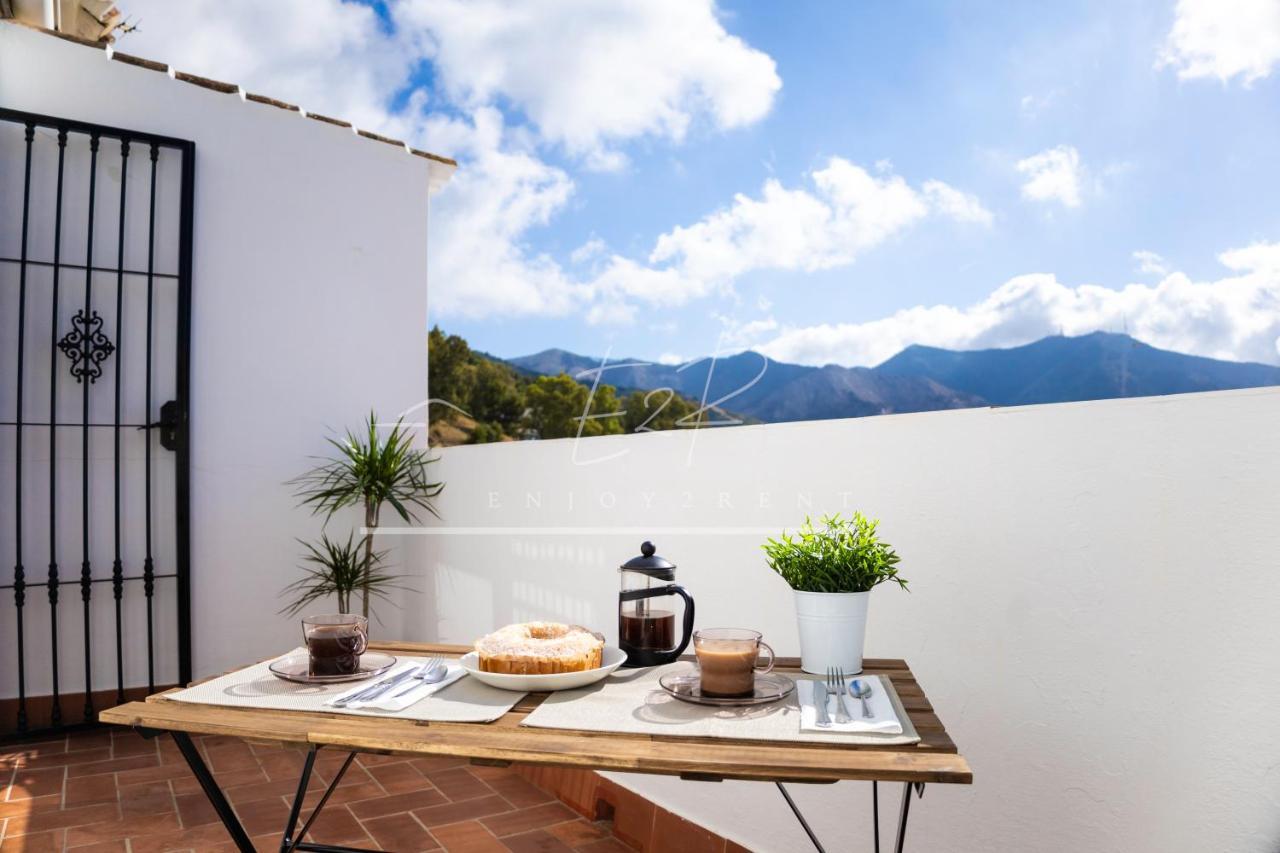 Enjoy2Rent Apartamento Charcones En Mijas Pueblo Apartment Luaran gambar
